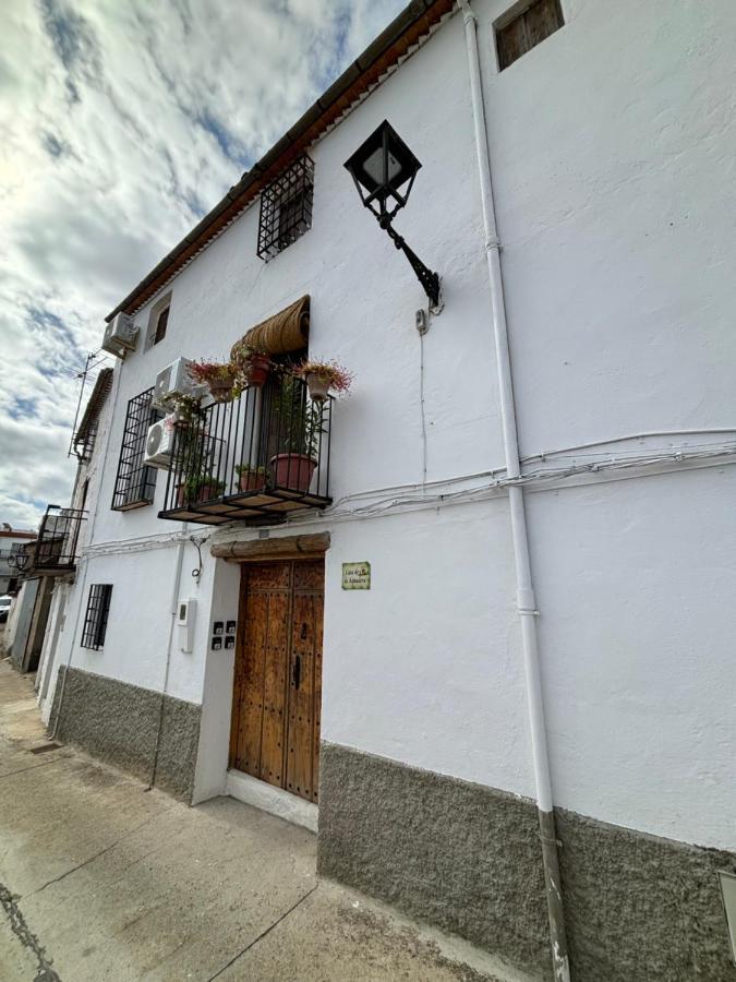 Casa De La Aguadora * Iznatoraf